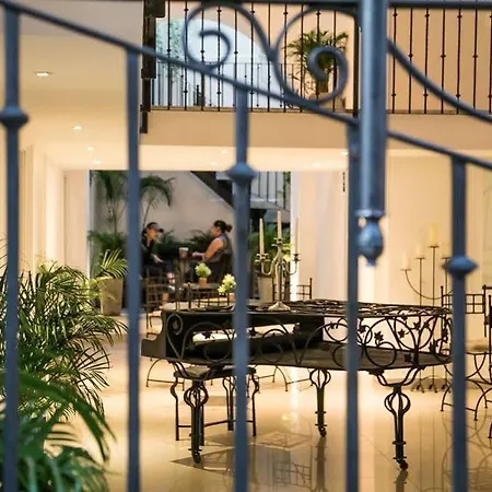 Hotel Aposentos De San Pedro 4*