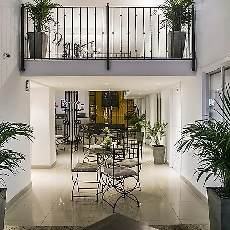 Aposentos De San Pedro Hotel